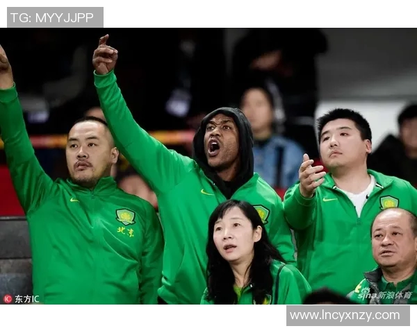 国安对阵绿城精彩对决新浪直播全程陪伴不容错过