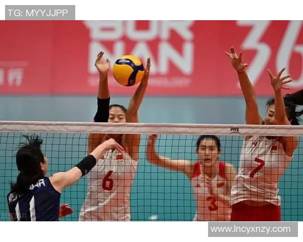 重庆排球队比赛经验深度对比分析与发展潜力探讨